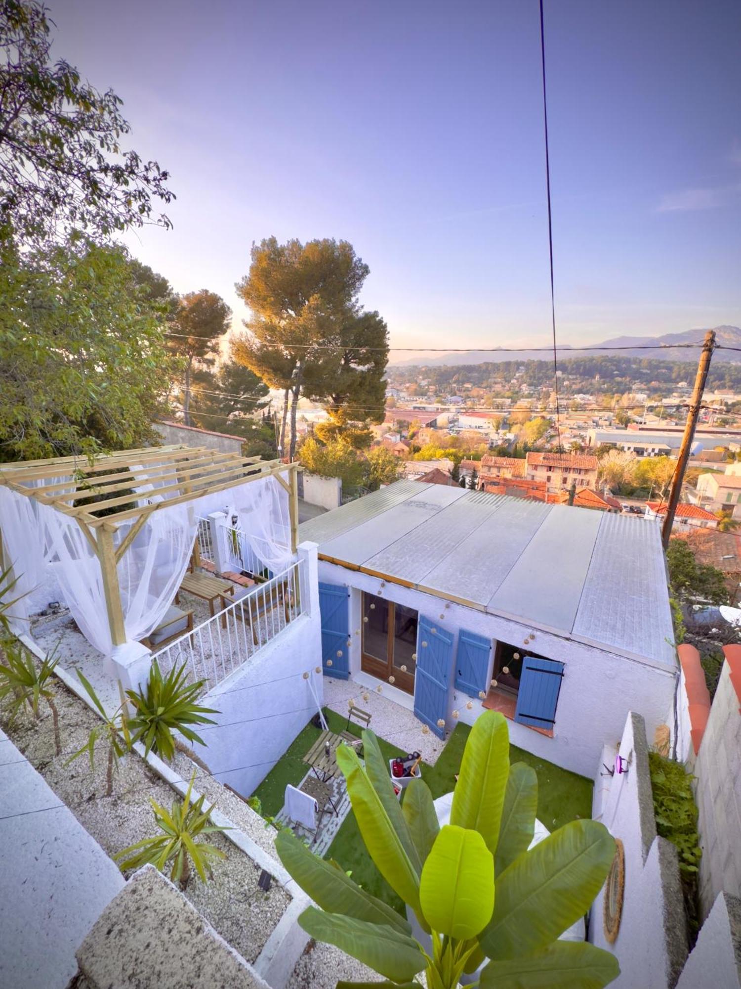 Petite Maison Avec Terrasse La Penne-sur-Huveaune Esterno foto